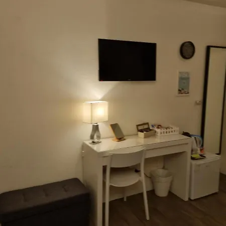 Il Conservatorio 4* Νάπολη